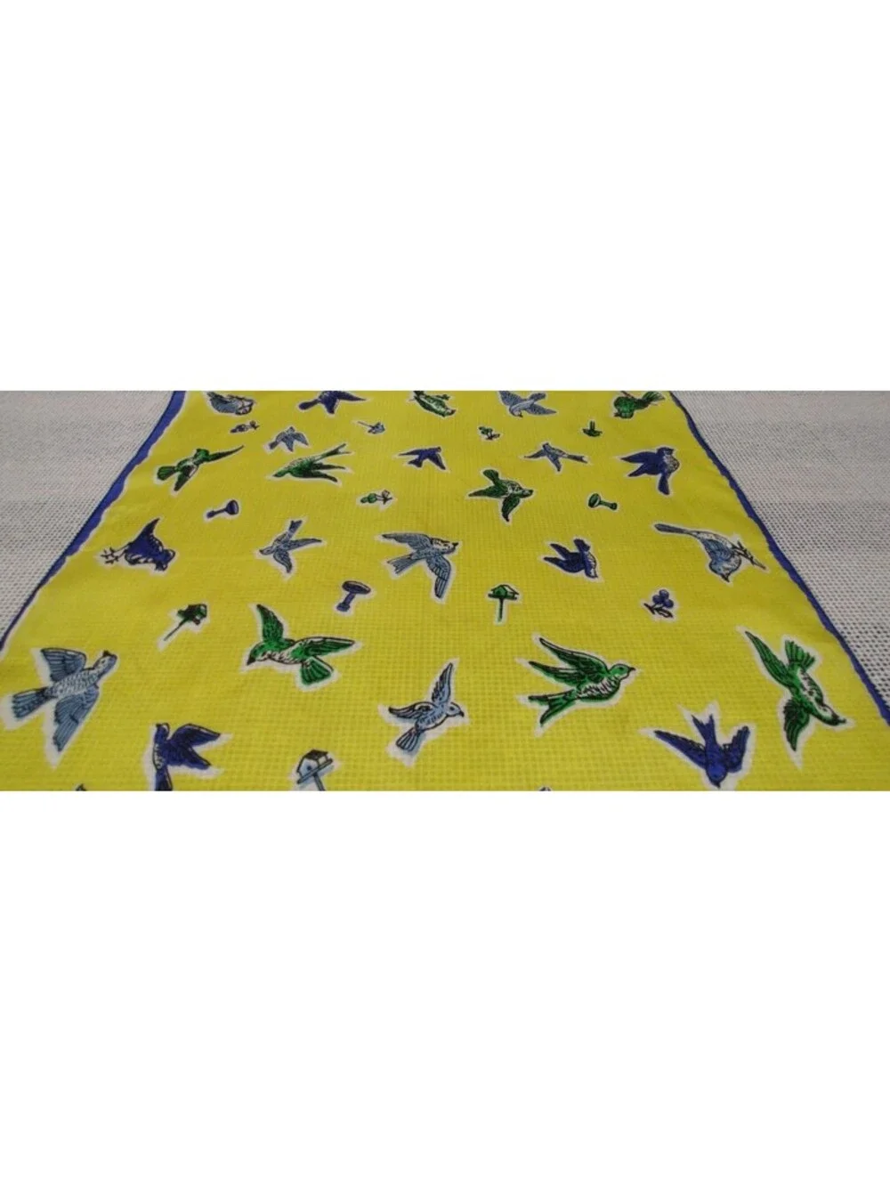 Vintage 1950s Pure Silk Handkerchief Birds Scarf TRI COLOR BIRDIES Rockabilly